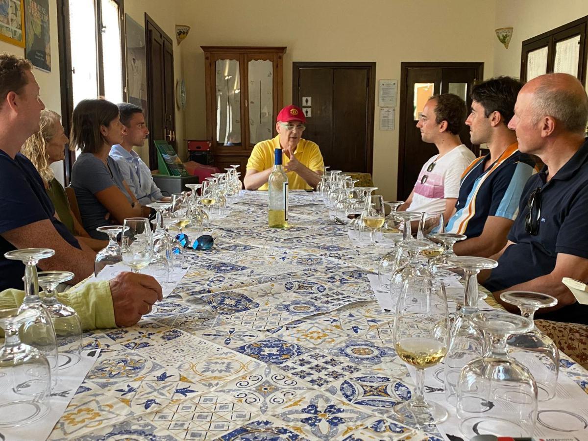 Agriturismo Tarantola アルカモ エクステリア 写真
