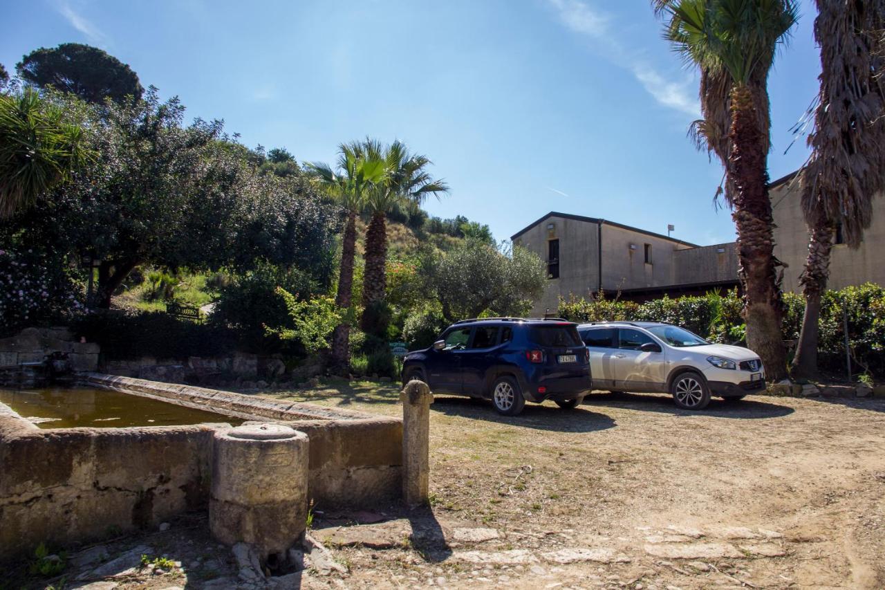 Agriturismo Tarantola アルカモ エクステリア 写真