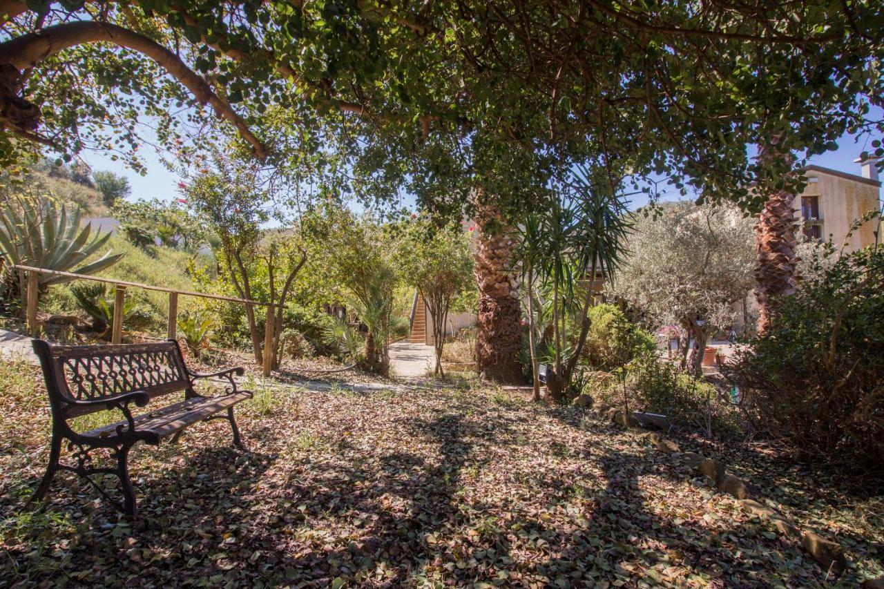 Agriturismo Tarantola アルカモ エクステリア 写真